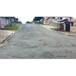 Pavimentação de ruas da Vila Elizabeth está em péssimo estado cheia de buracos